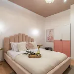Διαμέρισμα Designer 2-bedroom Flat With Balcony & Full Amenities Steps From Piata Universitatii Βουκουρέστι